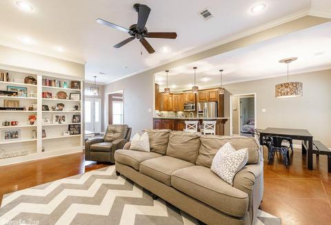 5040 Trinity Xing, Conway, AR 72034 photo 6