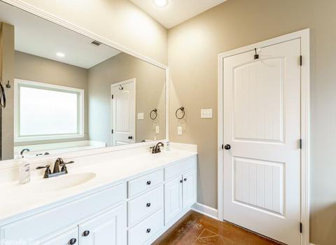 5040 Trinity Xing, Conway, AR 72034 photo 26