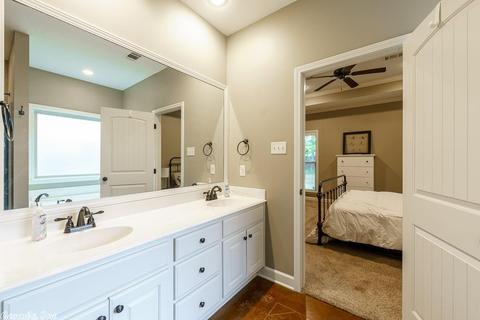 5040 Trinity Xing, Conway, AR 72034 photo 25
