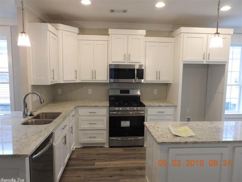 233 Prospect Park Cir, Bryant, AR 72022 photo 9