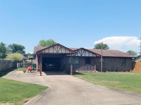 1805 Taylor Dr, Beebe, AR 72012 photo 2