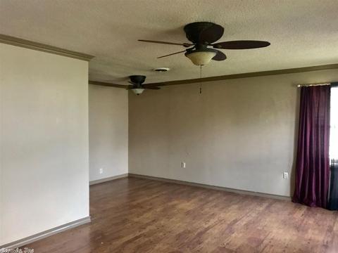 833 Hall St, Malvern, AR 72104 photo 4