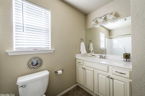 1410 Oak Glenn, Bryant, AR 72022 photo 8