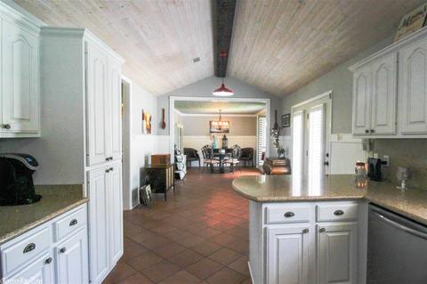 3 Cobblestone Dr, Greenbrier, AR 72058 photo 3