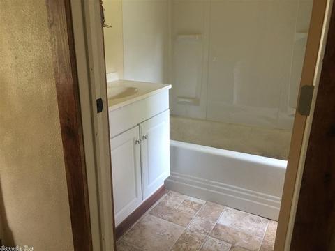 809 W Lake Ave, De Queen, AR 71832 photo 2