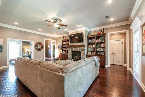 5325 Trinity Crossing Dr, Conway, AR 72034 photo 4