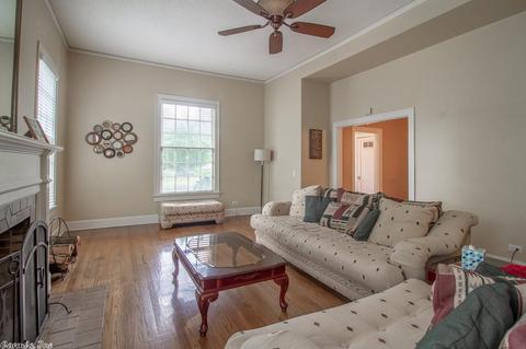 403 Pine Blf, Malvern, AR 72104 photo 8