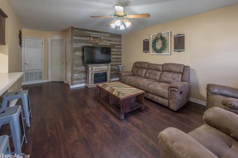 1250 Pyramid Dr, Conway, AR 72034 photo 2