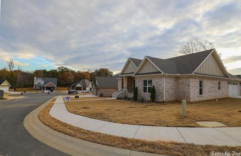 1009 Dawsons Pointe Ave, Bryant, AR 72022 photo 2