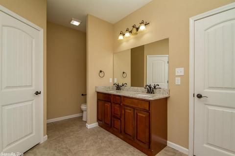 1304 Blueridge Cv, Bryant, AR 72022 photo 11