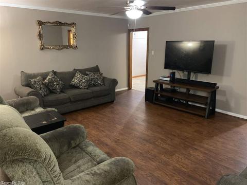 3910 S Linden, Pine Bluff, AR 71603 photo 5
