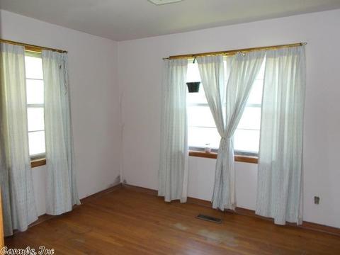 2109 S Shobe Rd, Bryant, AR 72022 photo 9