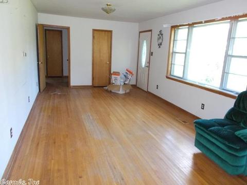 2109 S Shobe Rd, Bryant, AR 72022 photo 5