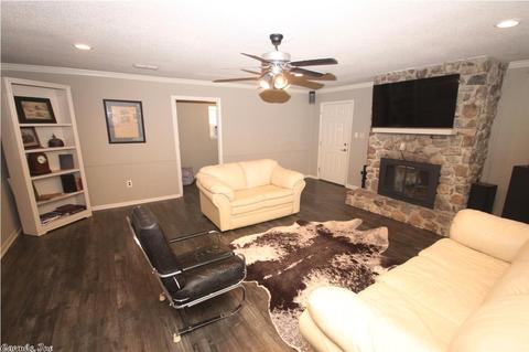 1604 Troy Cir, Benton, AR 72019 photo 6