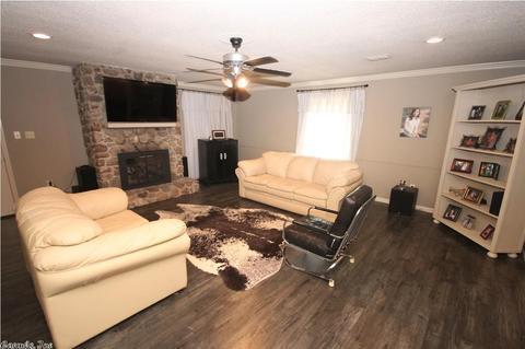 1604 Troy Cir, Benton, AR 72019 photo 5