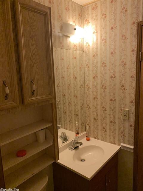 500 Gandy Ave, White Hall, AR 71602 photo 14