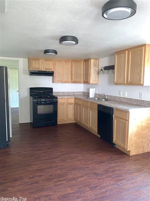 205 Eagle Gap Ave, Mena, AR 71953 photo 9
