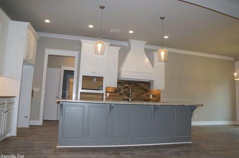2912 Creekside Dr, Bryant, AR 72022 photo 2