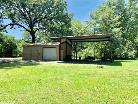 519 N 3rd St, Foreman, AR 71836 photo 3