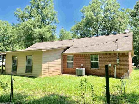 519 N 3rd St, Foreman, AR 71836 photo 4