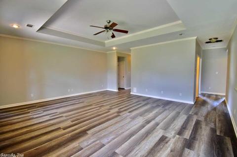 210 Hidden Meadows Dr, Benton, AR 72015 photo 4