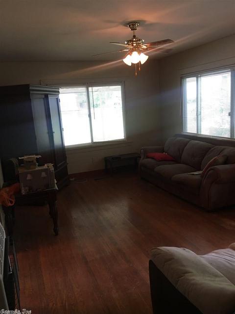 820 Jefferson St, Malvern, AR 72104 photo 3