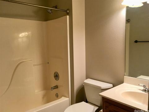 211 Meadow Creek Ct, Haskell, AR 72015 photo 14