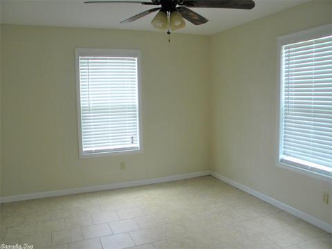 102 Robert Ln, Bald Knob, AR 72010 photo 18