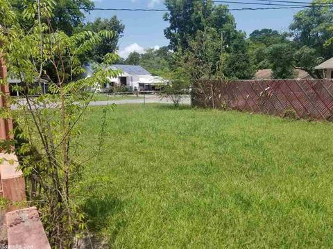 1307 W 31, Pine Bluff, AR 71603 photo 3