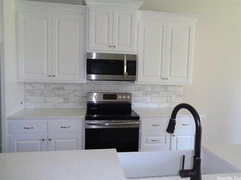 1016 Dawsons Pointe Ave, Bryant, AR 72022 photo 5