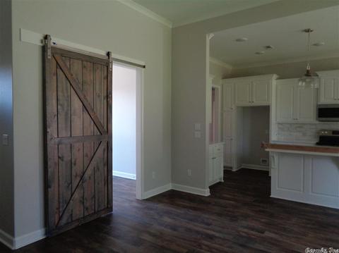 1016 Dawsons Pointe Ave, Bryant, AR 72022 photo 7