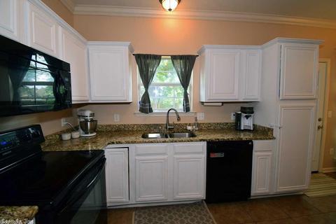 1625 Hosta, Conway, AR 72034 photo 15