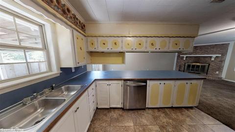 1122 Garden Rd, Hooks, TX 75561 photo 10