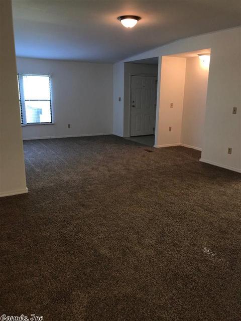 1114 Craig Dr, Redfield, AR 72132 photo 3