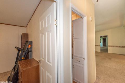 20 S Madrid, Conway, AR 72032 photo 26