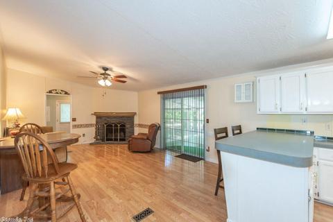 20 S Madrid, Conway, AR 72032 photo 13
