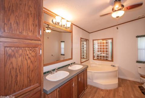 20 S Madrid, Conway, AR 72032 photo 19