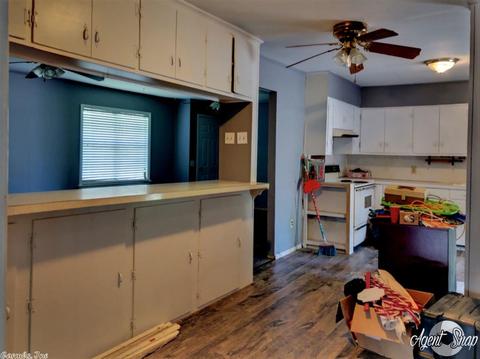 215 E 7th, Lonoke, AR 72086 photo 7