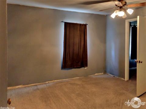215 E 7th, Lonoke, AR 72086 photo 9