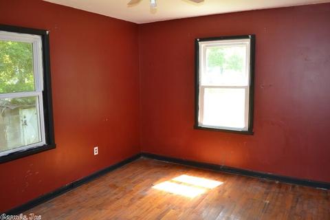 47 3rd Cir, Conway, AR 72032 photo 20