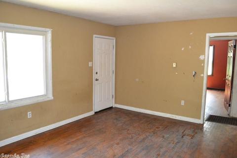 47 3rd Cir, Conway, AR 72032 photo 17