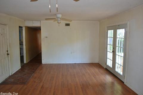 47 3rd Cir, Conway, AR 72032 photo 6