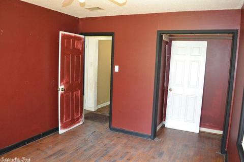 47 3rd Cir, Conway, AR 72032 photo 22