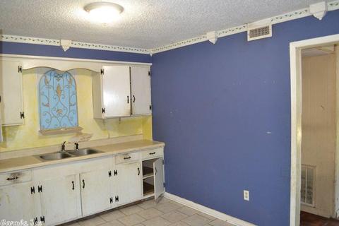 47 3rd Cir, Conway, AR 72032 photo 11