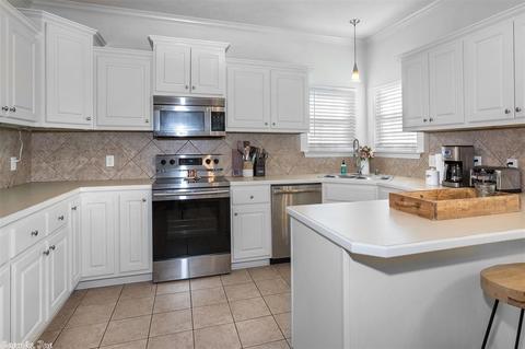 1635 Hosta, Conway, AR 72034 photo 10