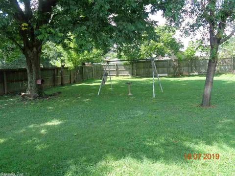 309 E 1st St, Rector, AR 72461 photo 4