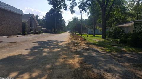 418 E 5th St, Lonoke, AR 72086 photo 11
