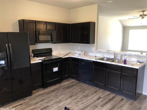 955 Augusta St, Cabot, AR 72023 photo 3