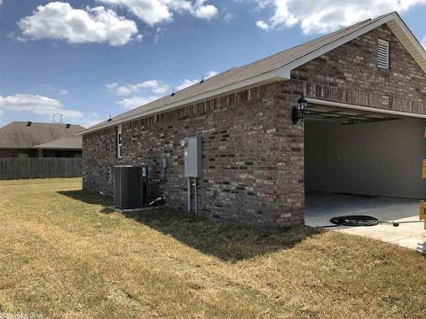 955 Augusta St, Cabot, AR 72023 photo 2