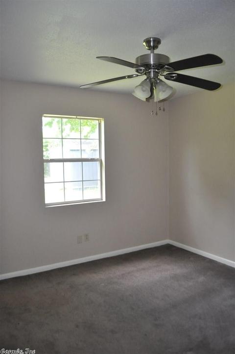 11 Crain Dr, Bryant, AR 72022 photo 25